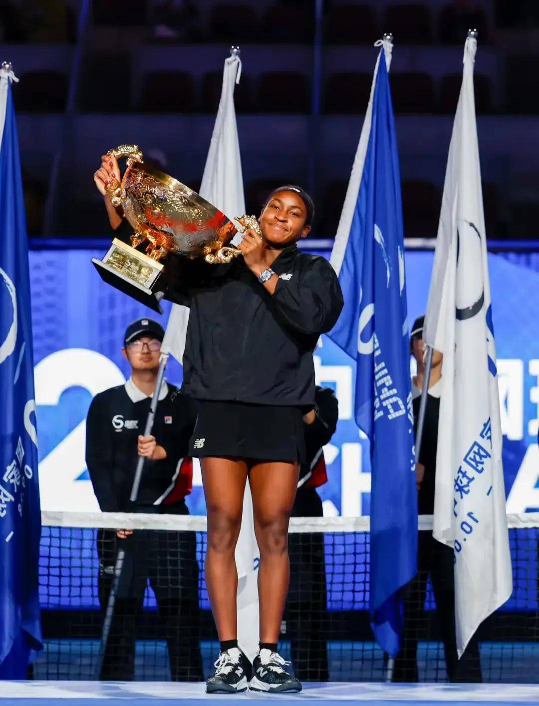 因为他始终 因为他始终