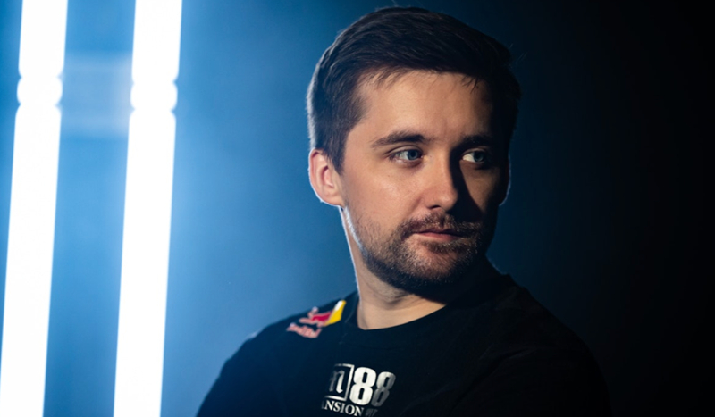 主帅往往采 主帅往往采