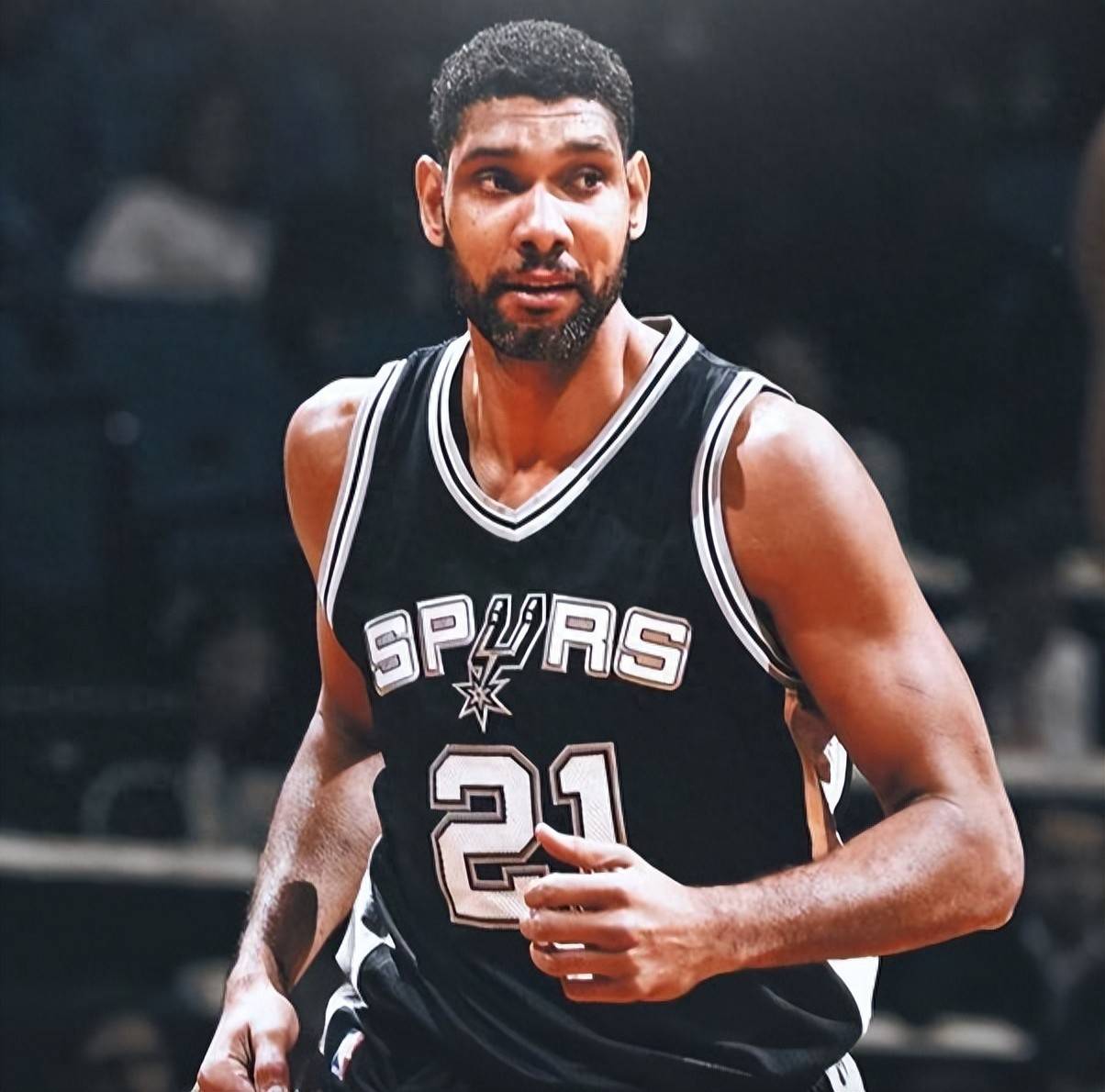 保罗乔治更 保罗乔治更